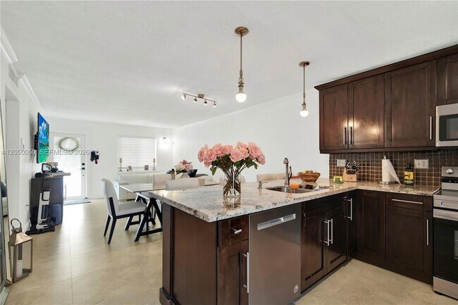 Foto del edificio - 4260 SW 68th Ct