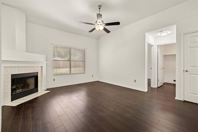 Building Photo - 3402 Settlement Dr