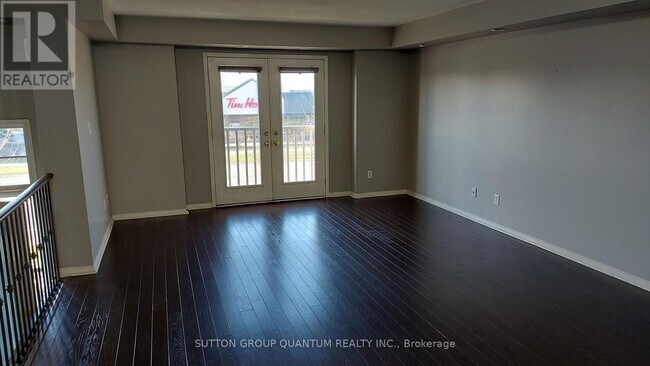 Building Photo - 8 - 5725 TENTH LINE