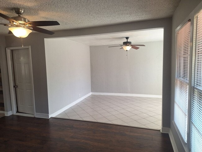 Building Photo - 1225 Harrison Ln