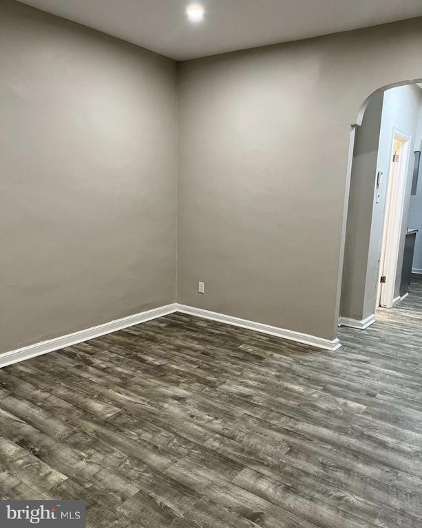 Foto del edificio - 4840 N Hutchinson St