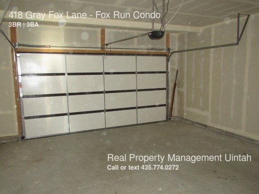 Building Photo - 418 Grayfox Ln