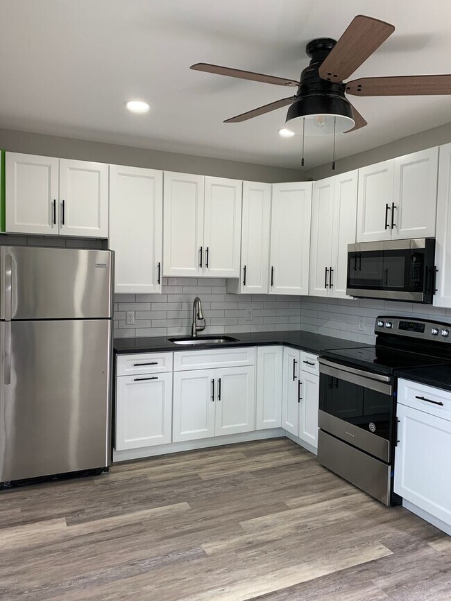 Foto del edificio - 3 BR 1.5 BA single family rental
