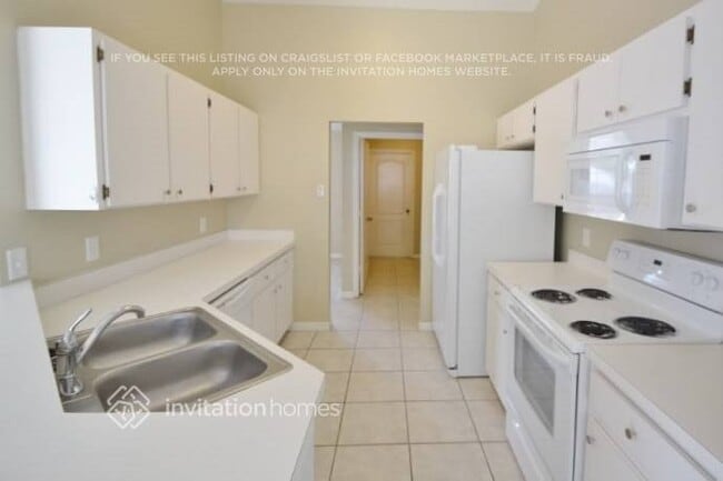 Building Photo - 603 Lakemont Dr