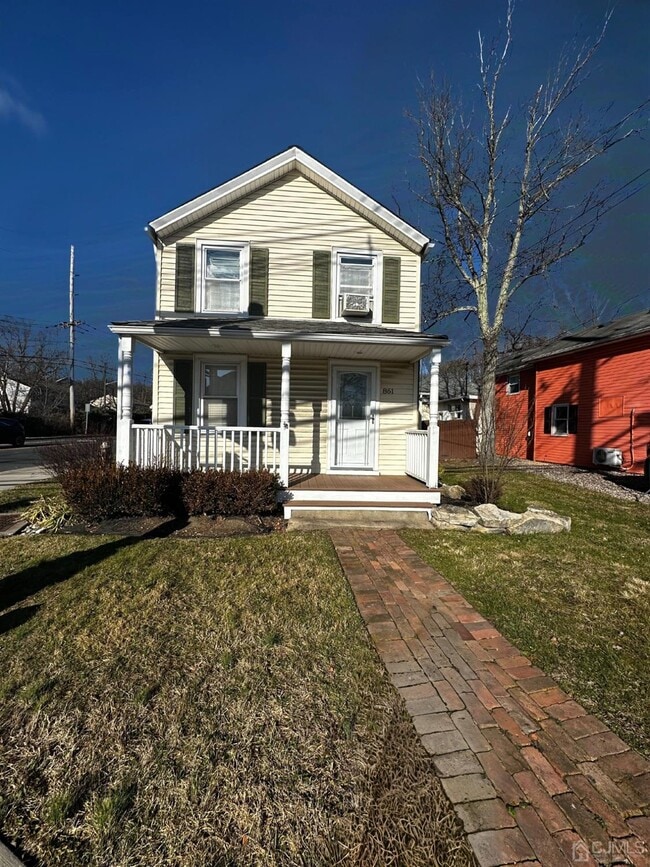 Building Photo - 861 Georges Rd