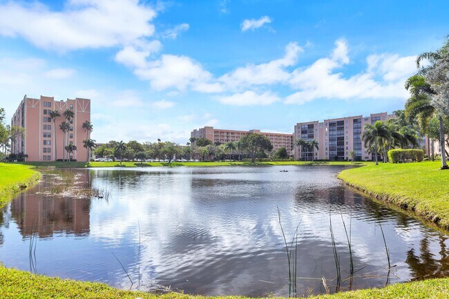 Building Photo - 7270  Ashford Place 104 Delray Beach Fl 33446