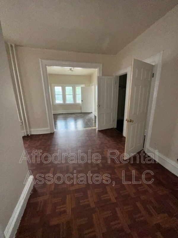 1240 W Washington St Unit Lower Front, Milwaukee, WI 53204 Condo for