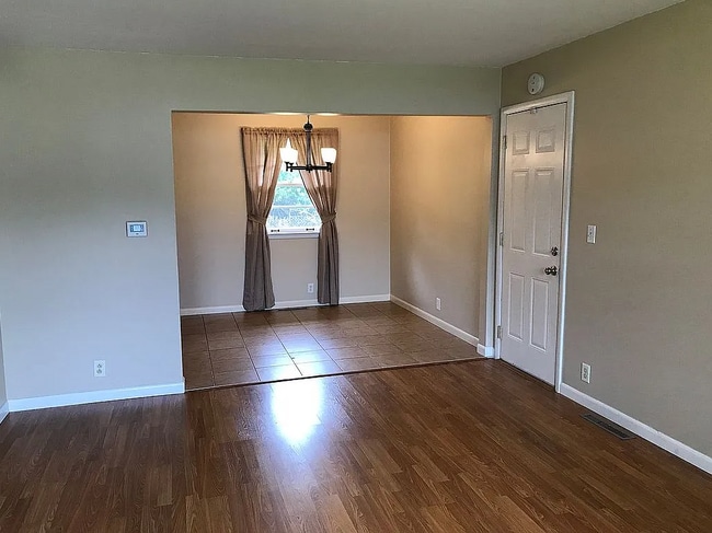 Foto del edificio - 1424 Southwood Dr