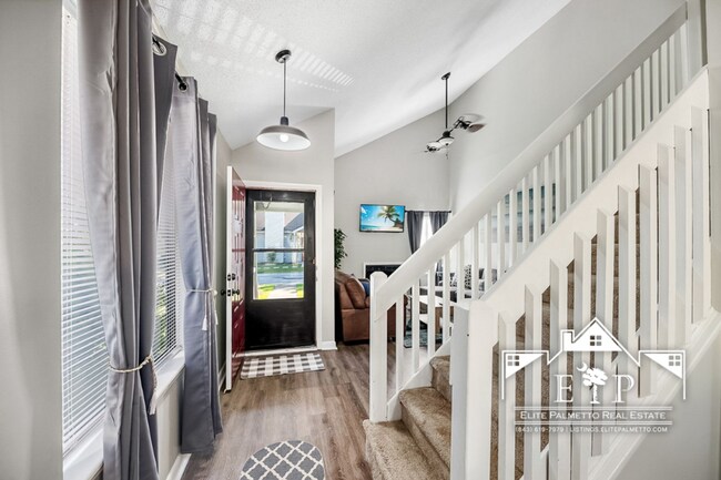 Foto del edificio - Charming and Spacious Home