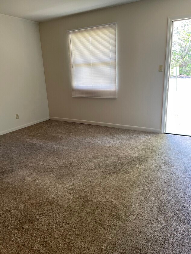 105 Inn Ln Unit 1, Oak Ridge, TN 37830 Apartments at 105 Inn Ln Oak