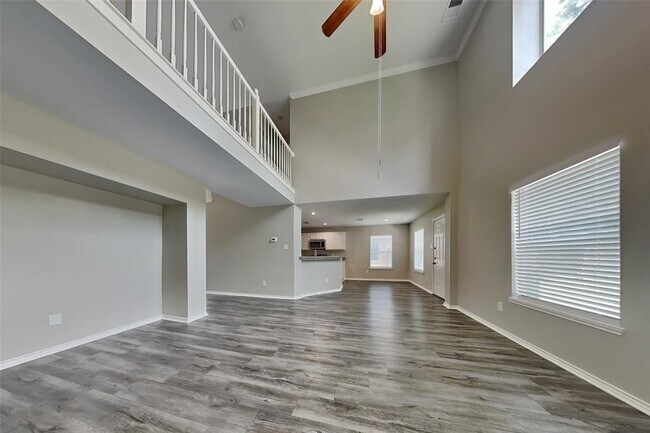 Foto del edificio - 26880 Armor Oaks Dr