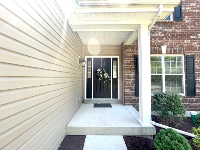 Building Photo - Like new home to lease in WEST CO!