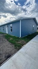 Building Photo - 225 N Frisco St