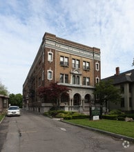 Street Angle - The Grand Alexander