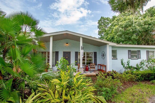 Building Photo - 1076 Idylwild Dr NW