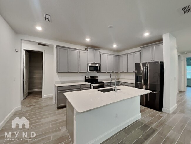 Building Photo - 15140 Venosa Cir