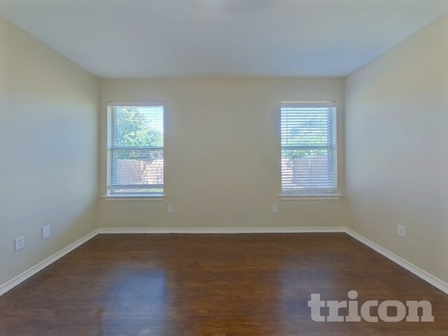 Building Photo - 700 Stribling Cir