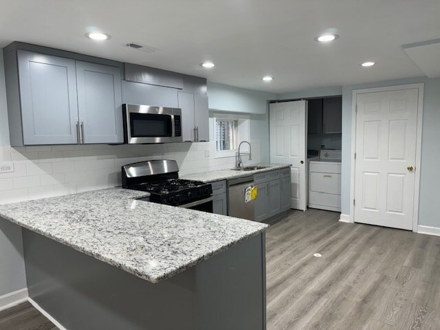 Foto del edificio - 5823 N Rockwell St