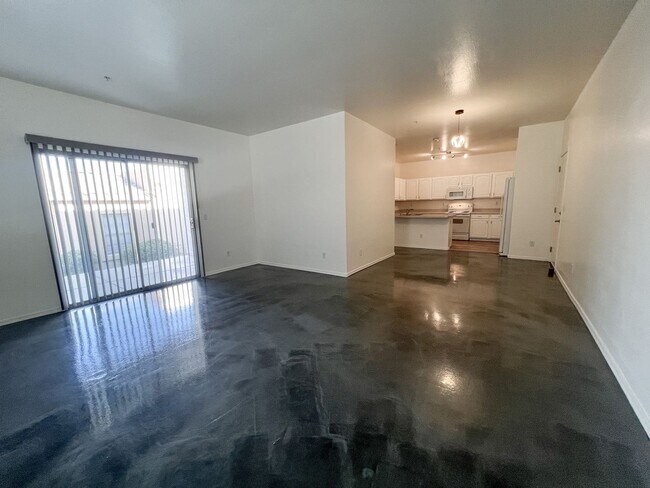 Foto del edificio - TOWNHOME - COTTONWOOD - HOA Cottonwood Square Commons
