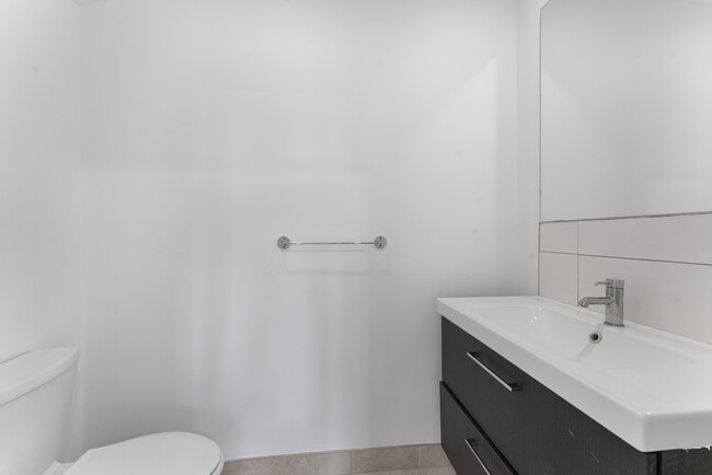Salle d'eau - 2632 Rue Modugno