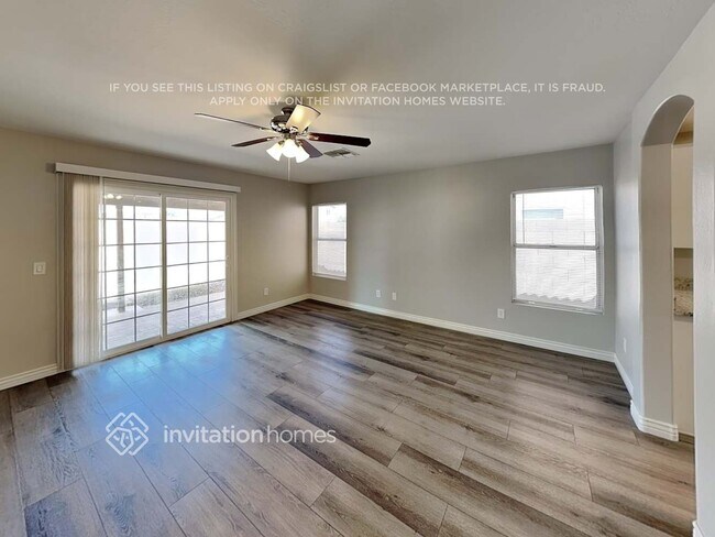 Foto del edificio - 12534 W Bloomfield Rd