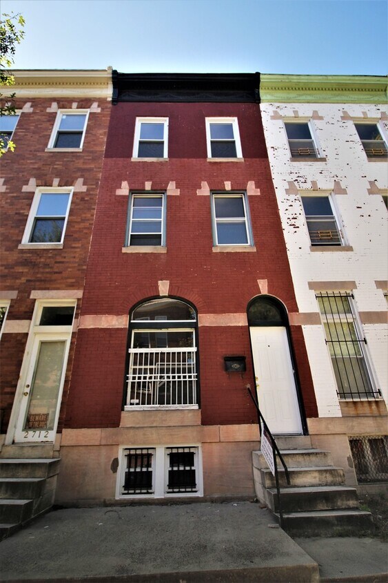 5bd/2ba Charles Village Rowhouse Near JHU House Rental in