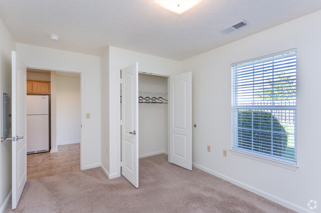 2HAB,1BA-864 ft² - Bennett Pointe