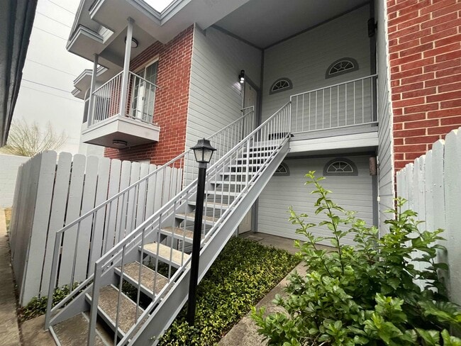 Foto del edificio - 1205 International Blvd