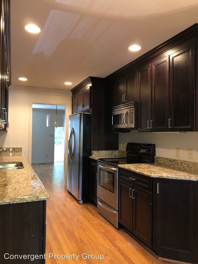Building Photo - 3 br, 3 bath House - 115 Mcdaniel Greene
