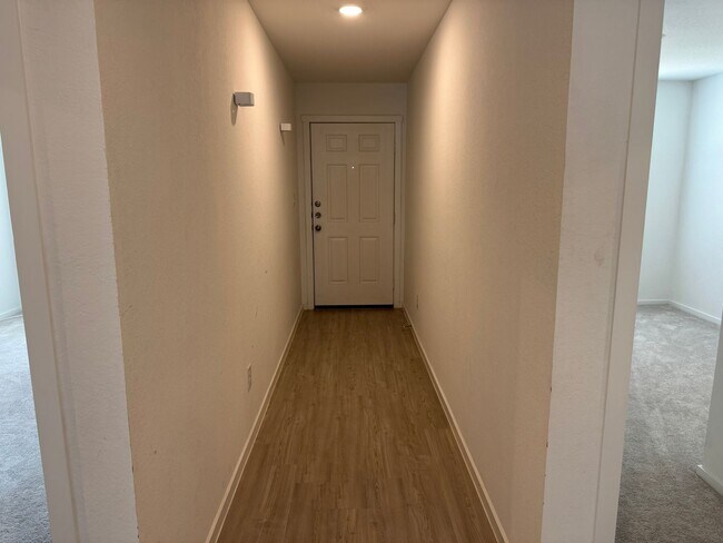 Foto del edificio - 12931 Kathleen St