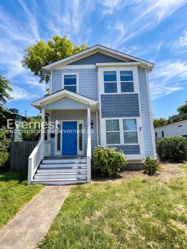 3-Bed/2.5-Bath Home/Available Now! - 3-Bed/2.5-Bath Home/Available Now!