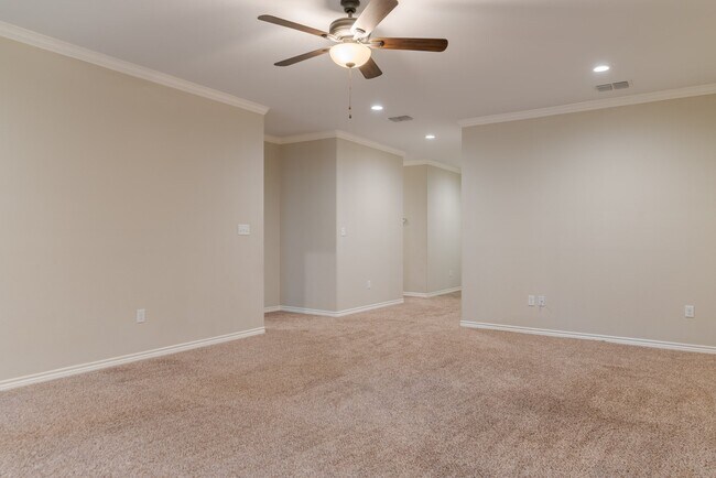Foto del edificio - 2202 Woodgrove Lane
