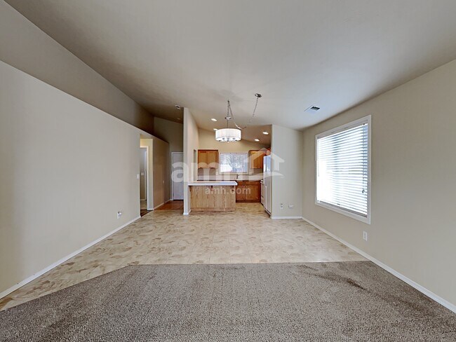 Building Photo - 1692 SW Creekside Lane