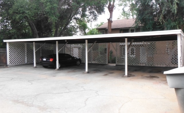  - 205 W Fern Ave