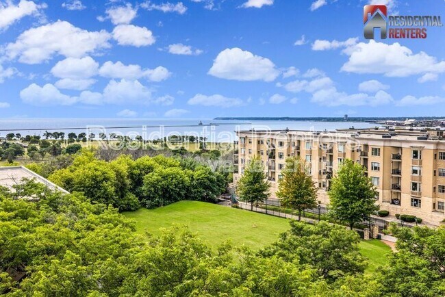 Foto del edificio - 1707 N Prospect Ave