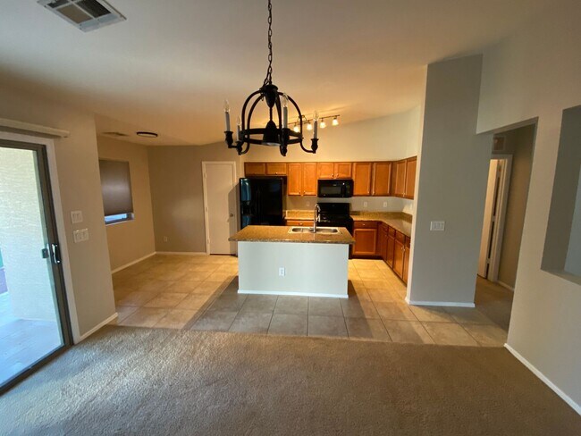 Foto del edificio - Charming 3 Bed w/Den in Northwest Peoria