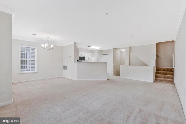 Building Photo - 12890 Fair Briar Ln