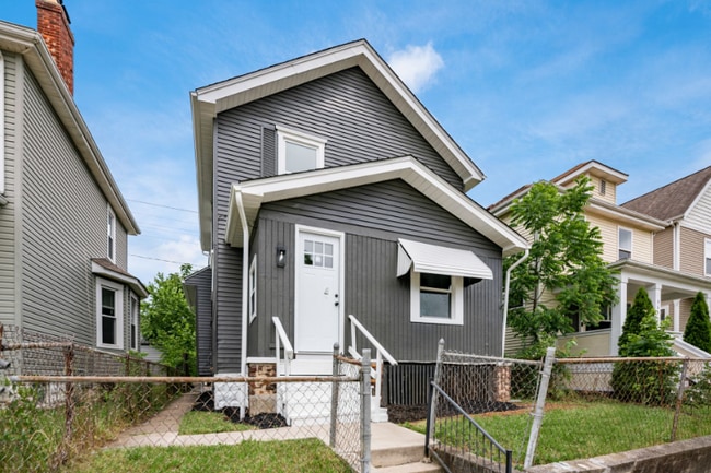 Building Photo - 960 Carpenter St