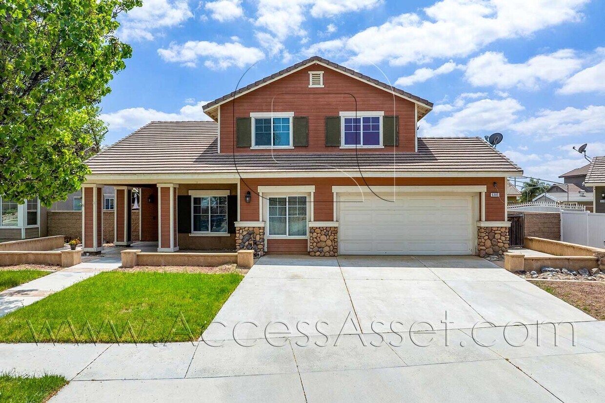 Primary Photo - Dream Home With 5 Bed/3 Bath In Stoney Mou...