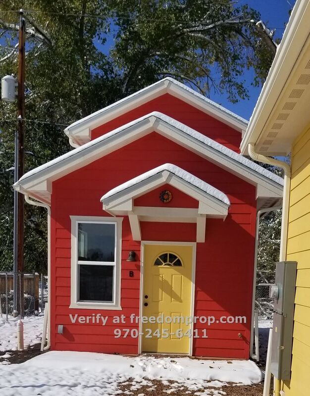 Primary Photo - 303 Mountain View St