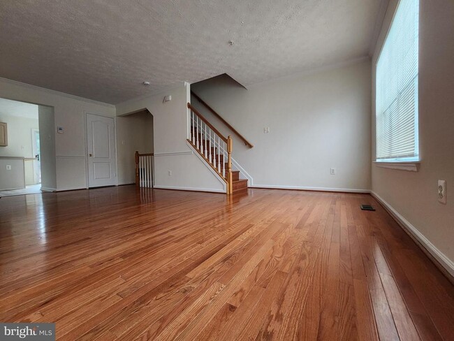 Building Photo - 3211 Halcyon Ct