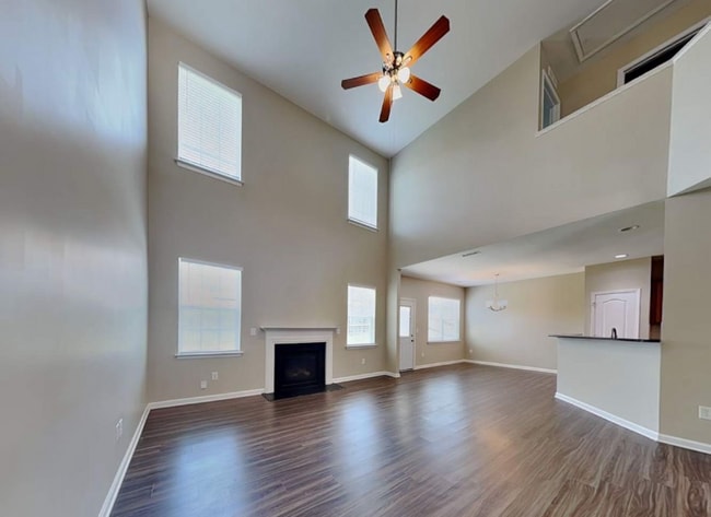 Foto del edificio - 3614 Brideveil Ct