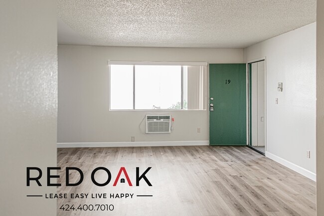 Foto del edificio - 12767 San Fernando Rd