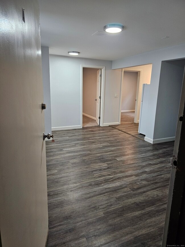 Foto del edificio - 242 Kent Ave