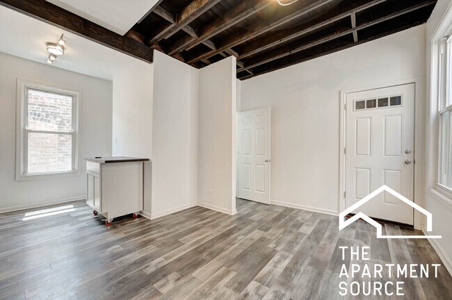 Building Photo - 2635 S Princeton Ave