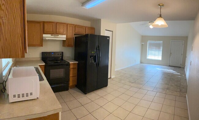 Kitchen Dining - 82 Coleman Rd