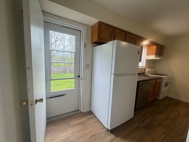 Foto del edificio - 114 Wildwood Dr