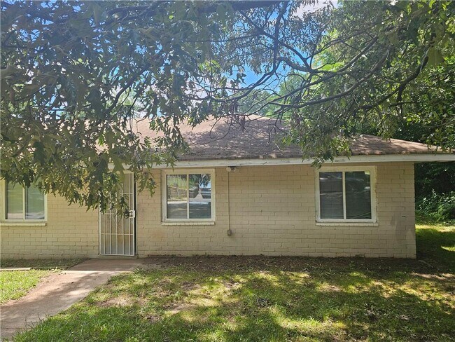 Foto del edificio - 82 Haygood Ave SE