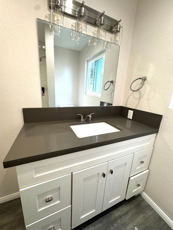 Foto del edificio - 600 E Harvard Rd