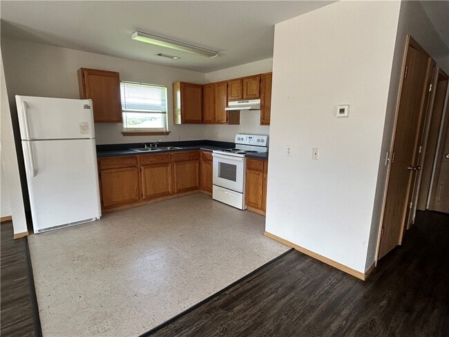 Building Photo - 316 Erin Pl